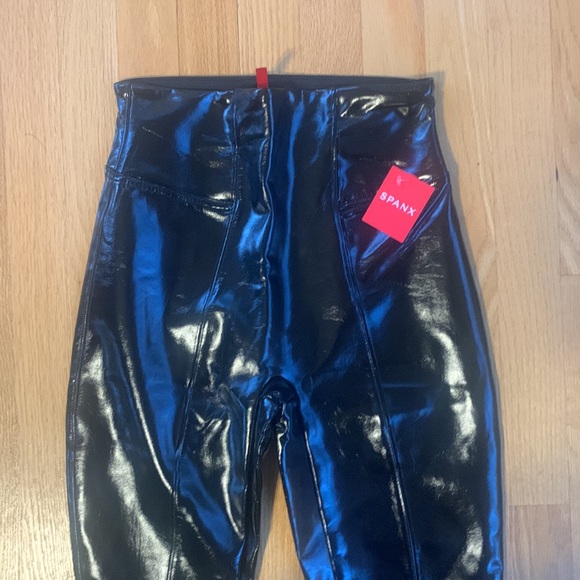 SPANX NWT Faux Patent Leather Leggings Black size small petite - Picture 5 of 9